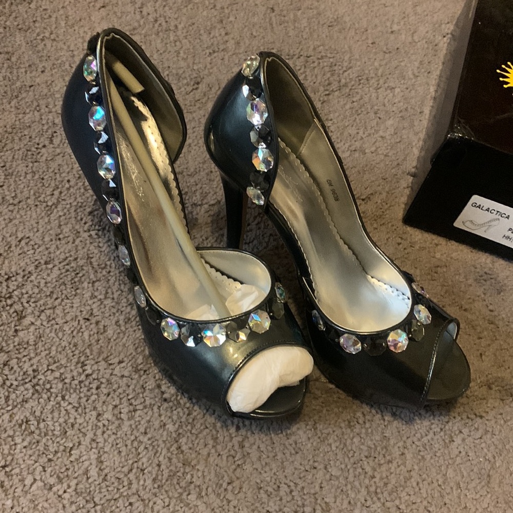 Never Worn!! Johnathan Kayne Black Rhinestone Pageant Heels Size 8
